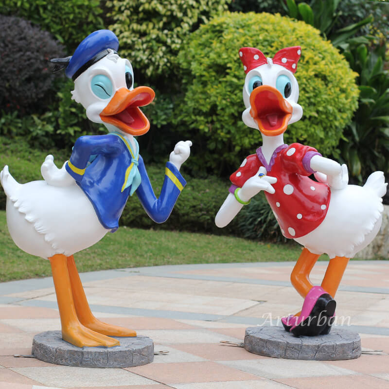 mickey and minnie statues