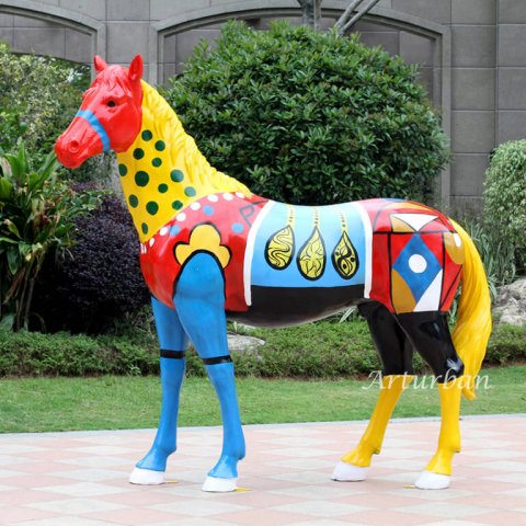 full size horse statue