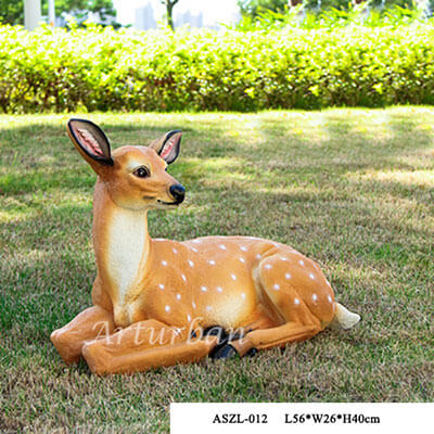 deer garden statue