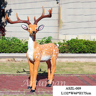 deer garden statue