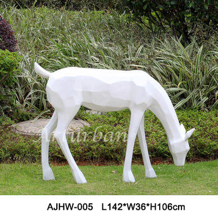 garden deer statue 