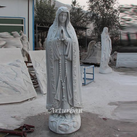 blessed mother garden statue