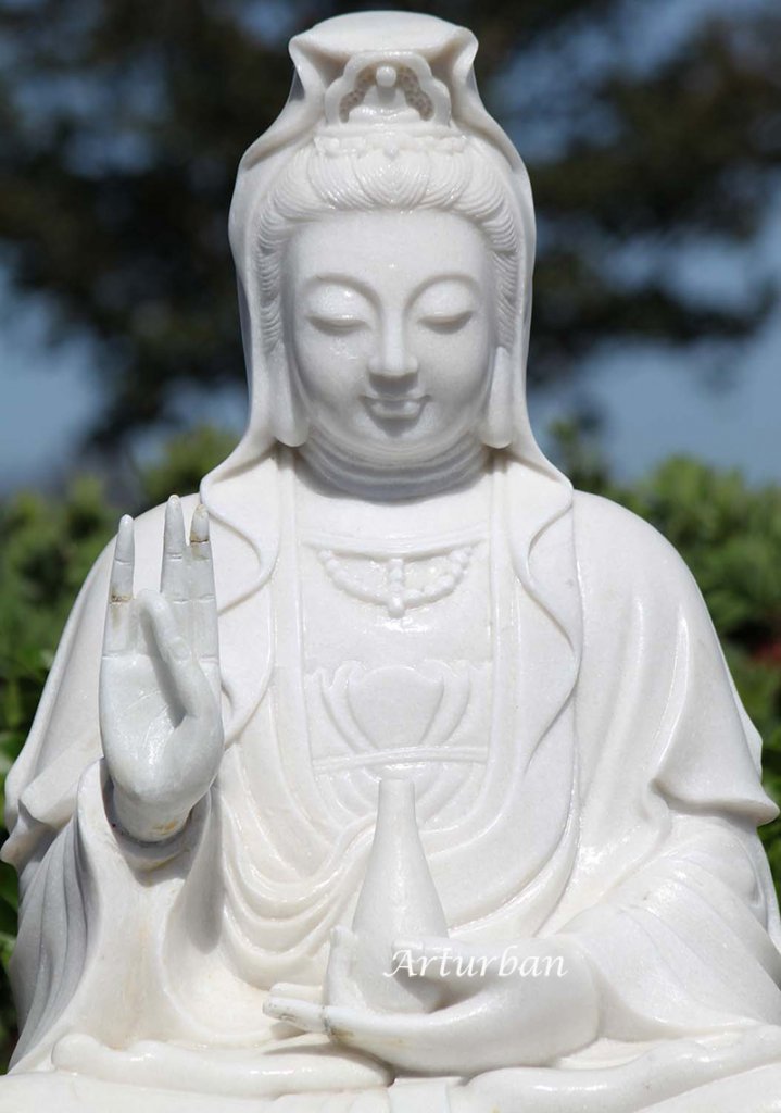 quan yin garden statue