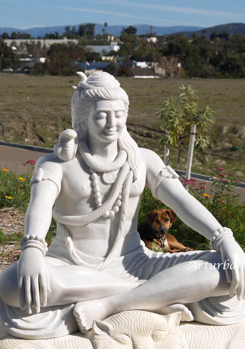 meditating shiva statue