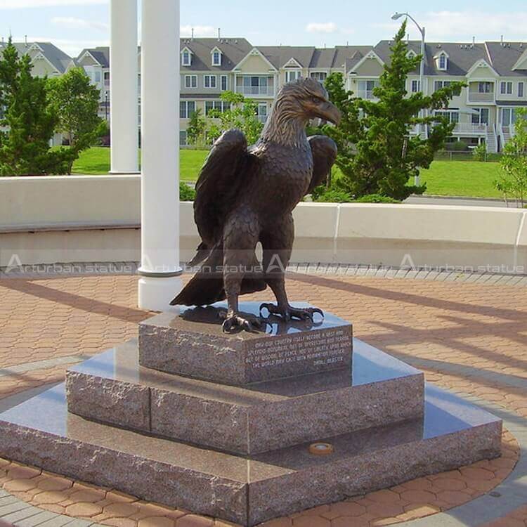 Bronze Bald Eagle Statue