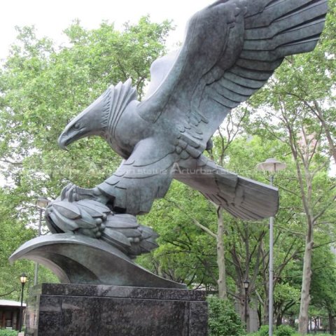 outdoor eagle statues