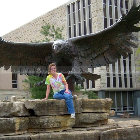 large bald eagle statue