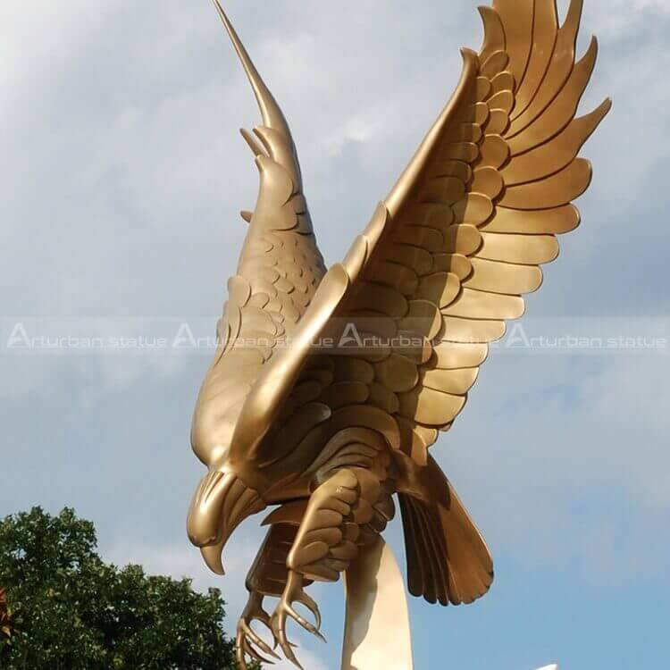 Outdoor Eagle Statue