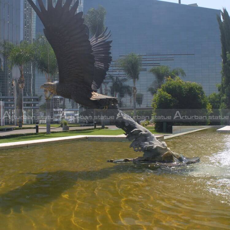 Outdoor Eagle Sculpture