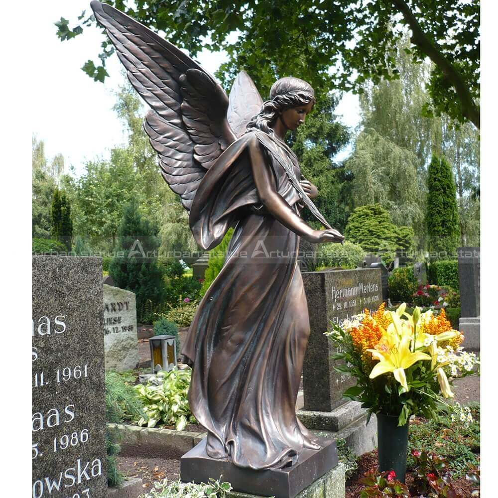 Memorial Angel Statues