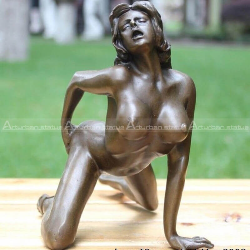 Nude Girl Statue