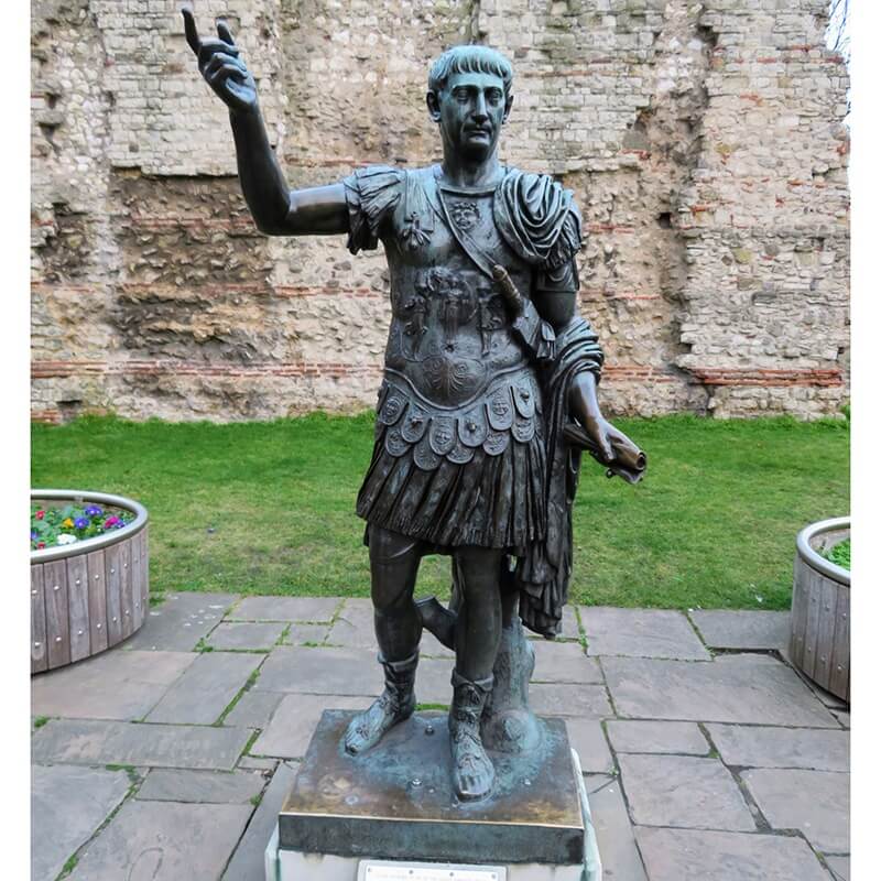 caesar statue