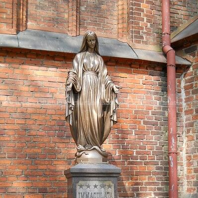 saint mary statue