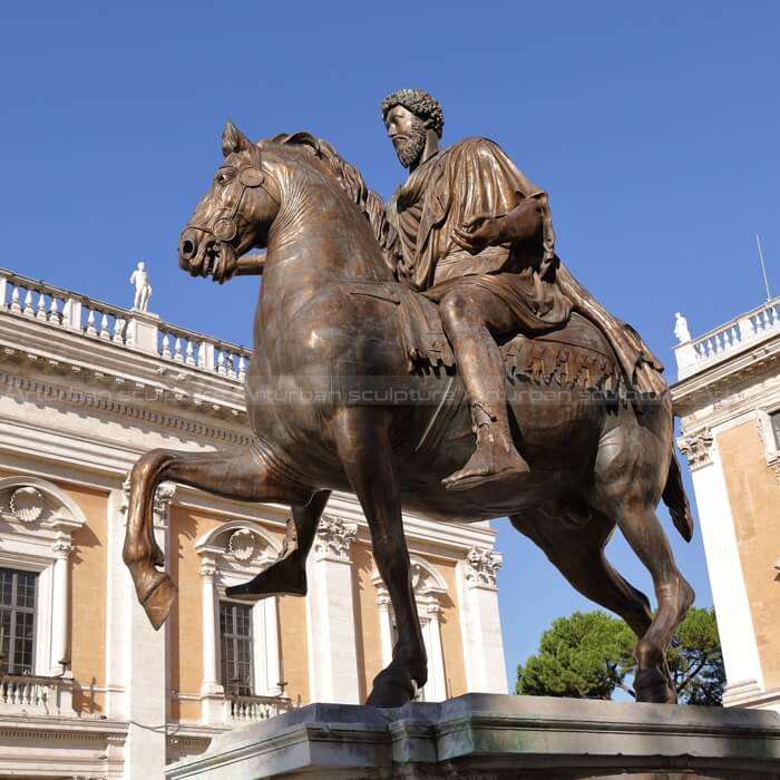 marcus aurelius horse statue