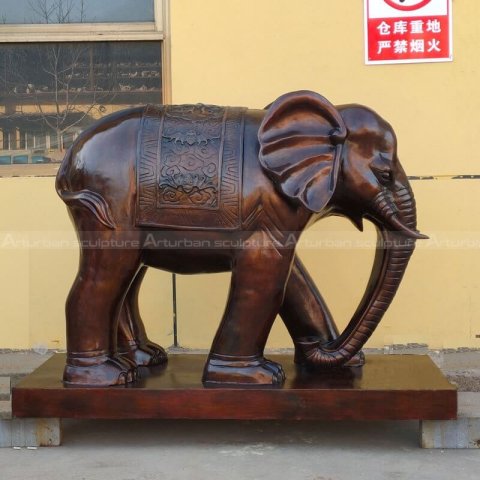 elephant statue