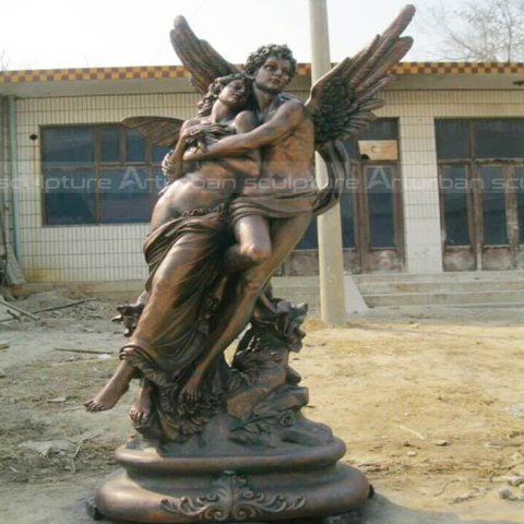 cupid's kiss sculpture