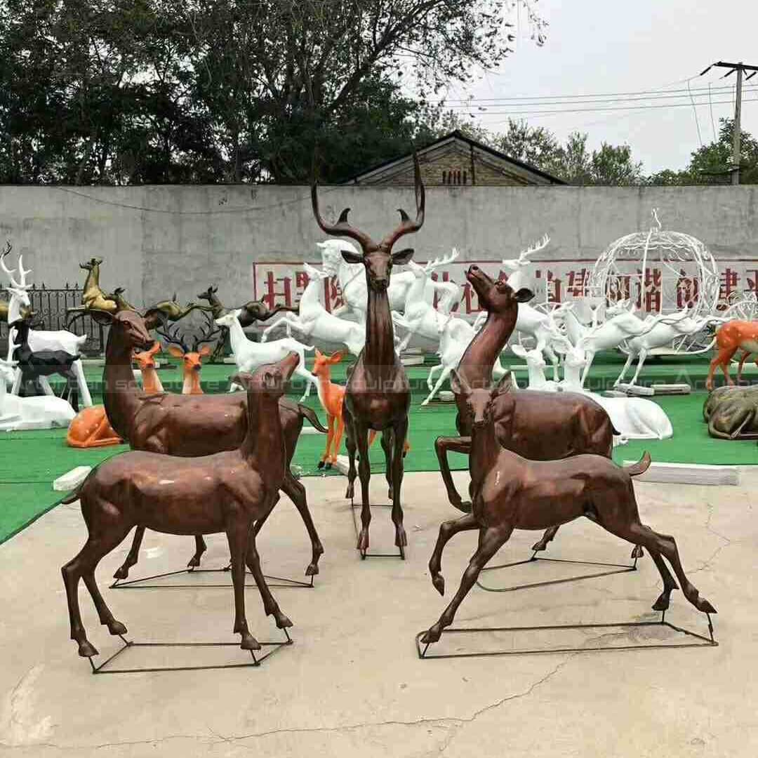 deer famliy statue