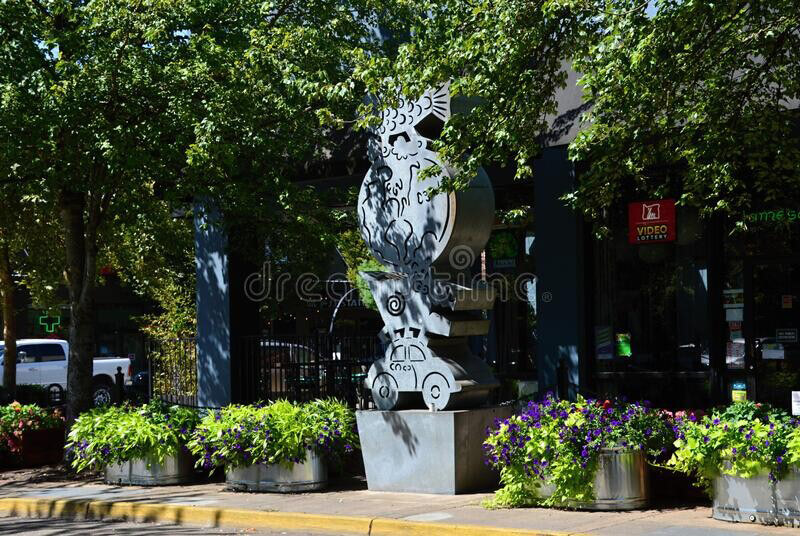 Eugene drafts 10-year plan for public art