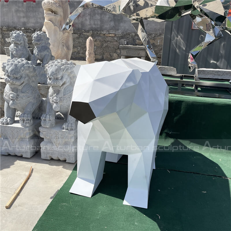 polar bear statue