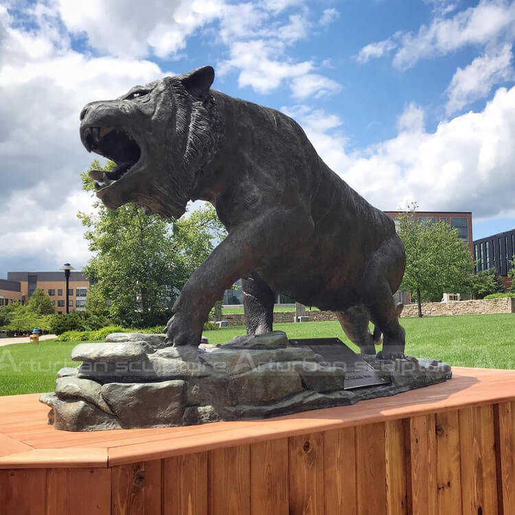 bengal tiger statue