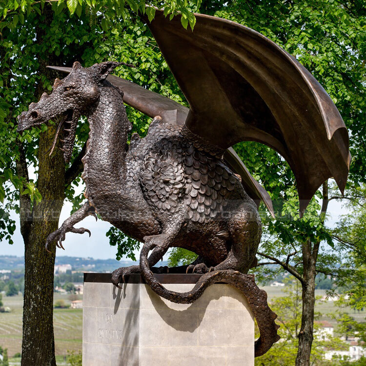 dragon garden sculpture