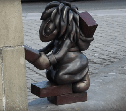 lemmings statue