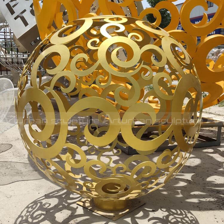 outdoor garden spheres