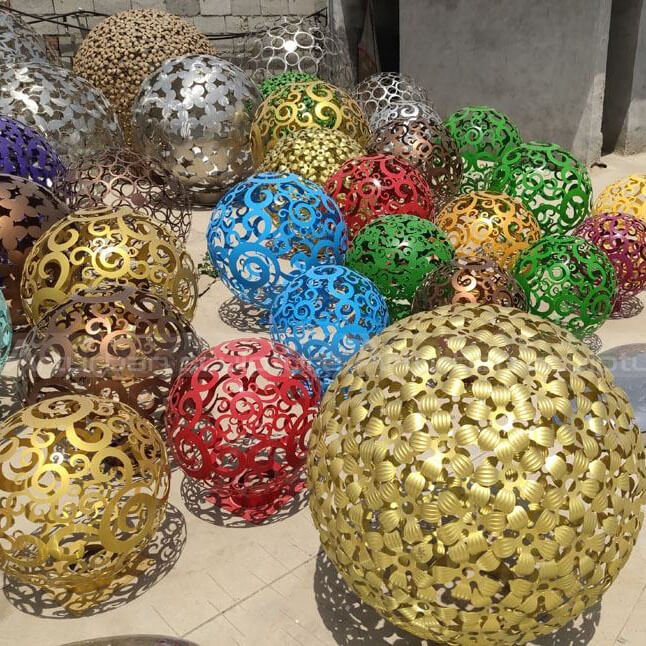 outdoor garden spheres