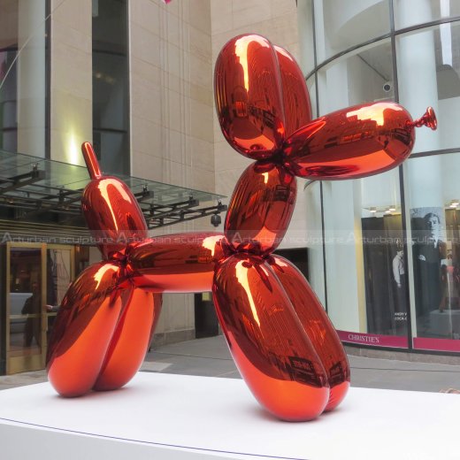 jeff koons dog sculpture