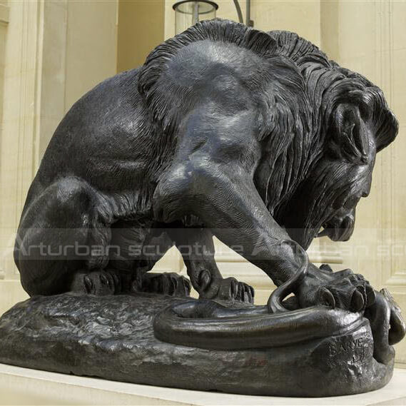 barye lion sculpture