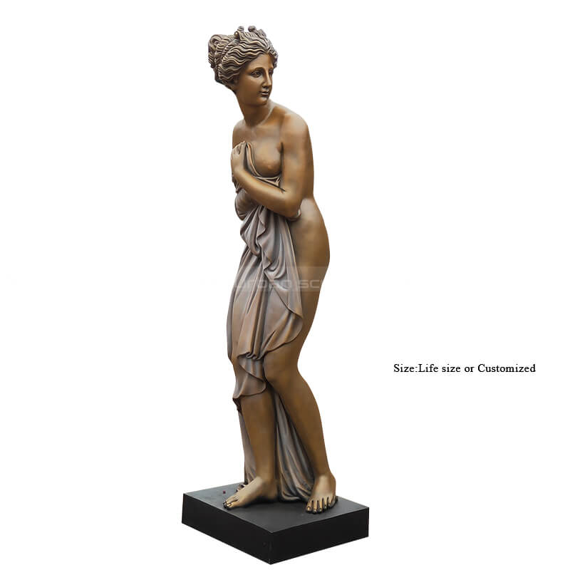 nude venus statue