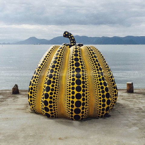 giant pumpkin statue