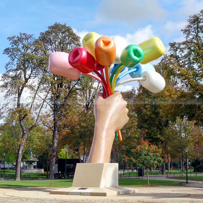 jeff koons tulips sculpture