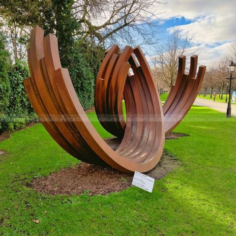 rusty metal garden sculptures