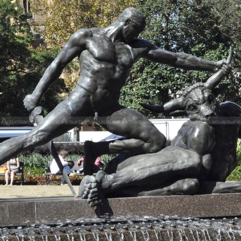 minotaur and theseus statue