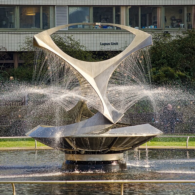 garden fountain art decoration