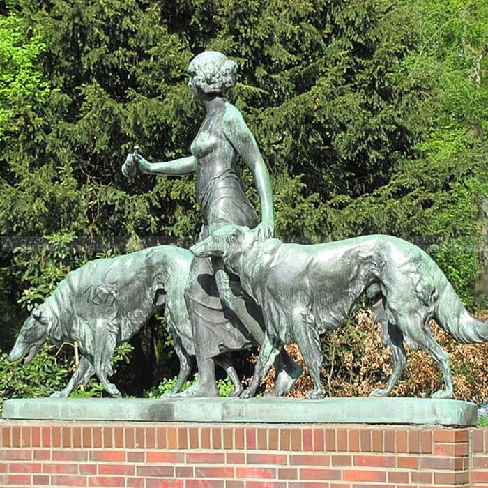 diana the huntress bronze statue