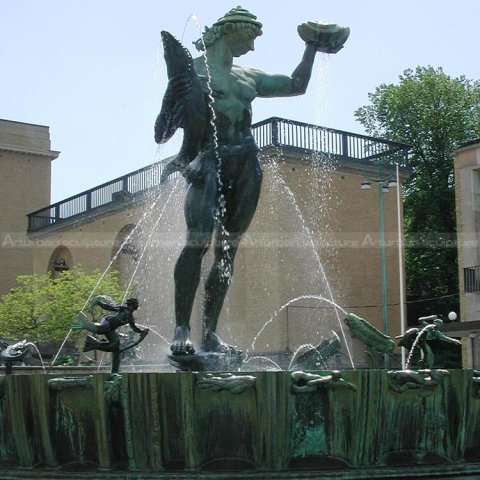 king neptune garden statue