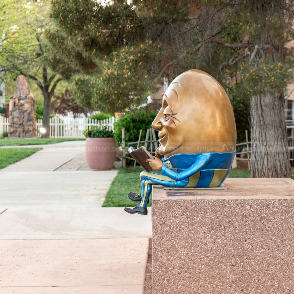 humpty dumpty garden statue