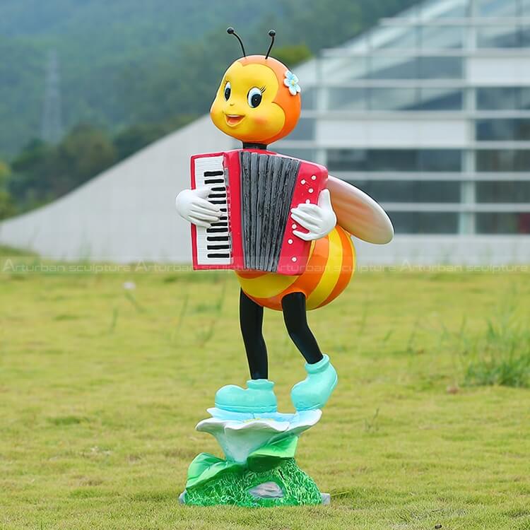 bee sculpture