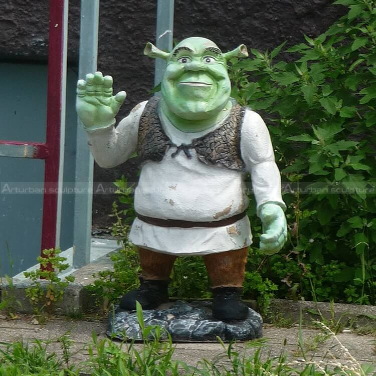 shrek sculpture