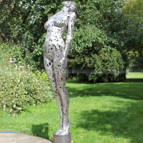 nude woman statue