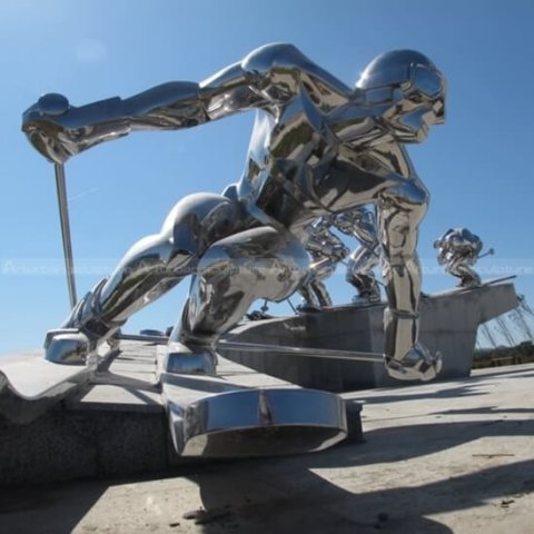 skiing sculpture