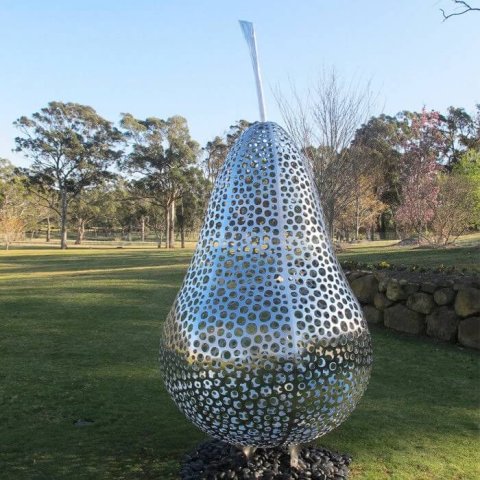 pear statue