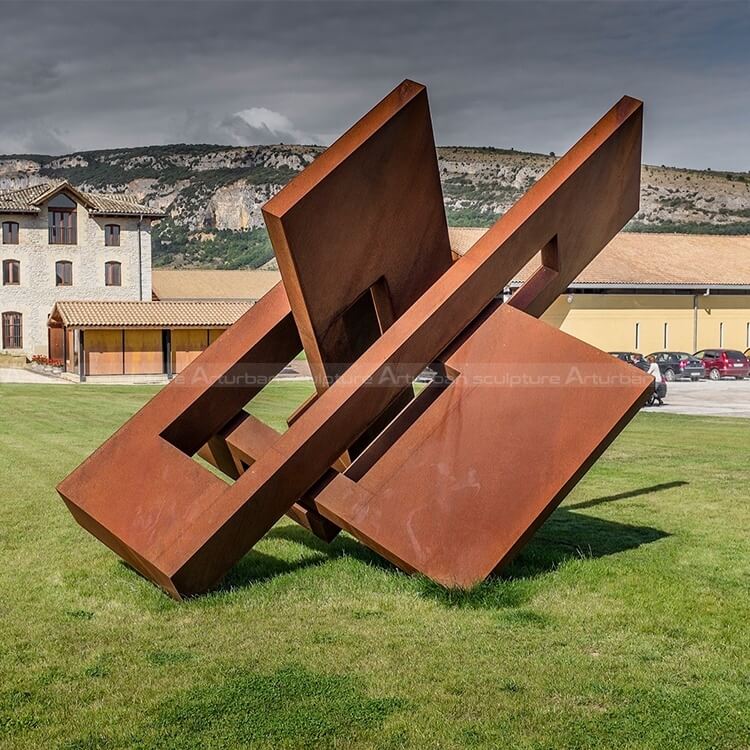 outdoor geometric sculpture