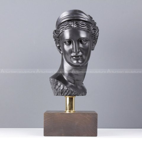 artemis head statue