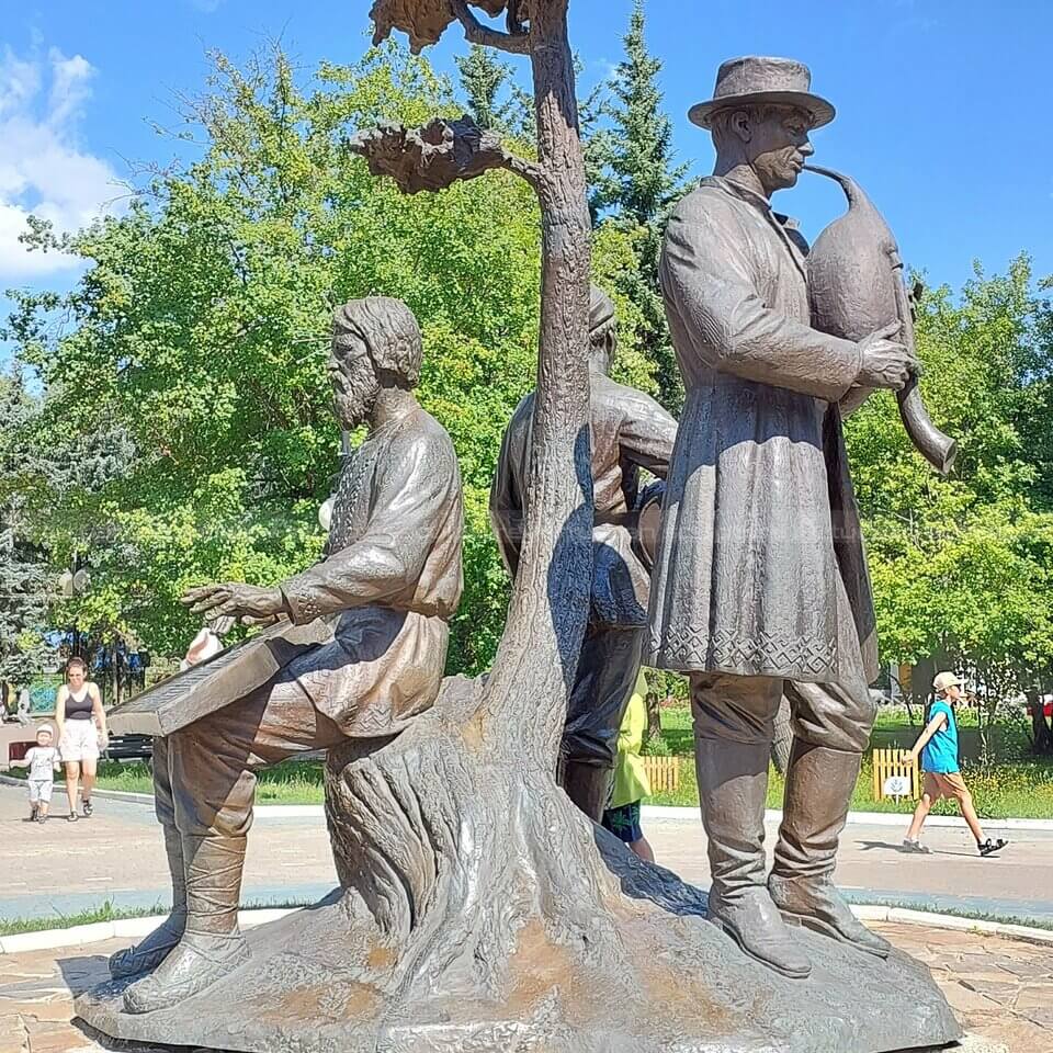 the tree of life sculpture