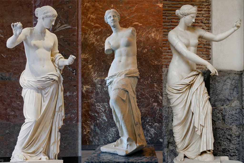 famous greek goddess statues