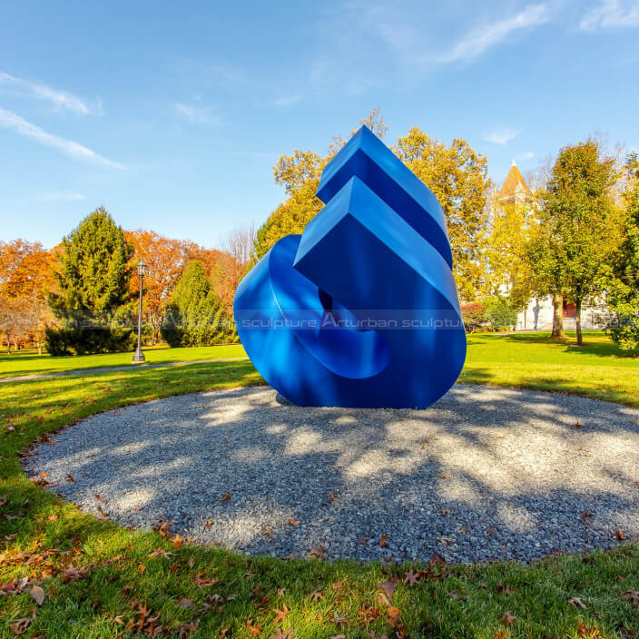 cubed curve sculpture