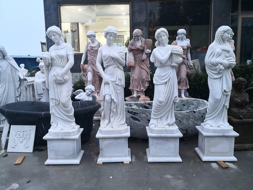 statues of greek goddesses